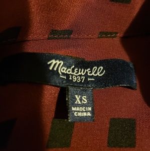 Madewell Tops - Madewell silk burgundy/black button dress shirt XS Madewell Tops - Madewell silk burgundy/black button dress shirt XS